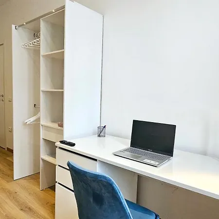 Garibaldi Superior - Enjoy Your Life Lejlighed Faenza